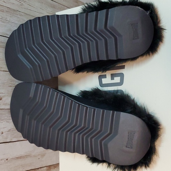 LAST PAIR- Cougar Leeza Mule Slipper Size 6US/36Euro NEVER WORN NWT/Box/Bags - Picture 6 of 17